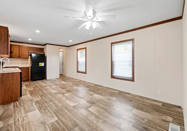 5th image of 809 9Th St W #17, Columbia Falls, MT 59912 | MLS# 30060996