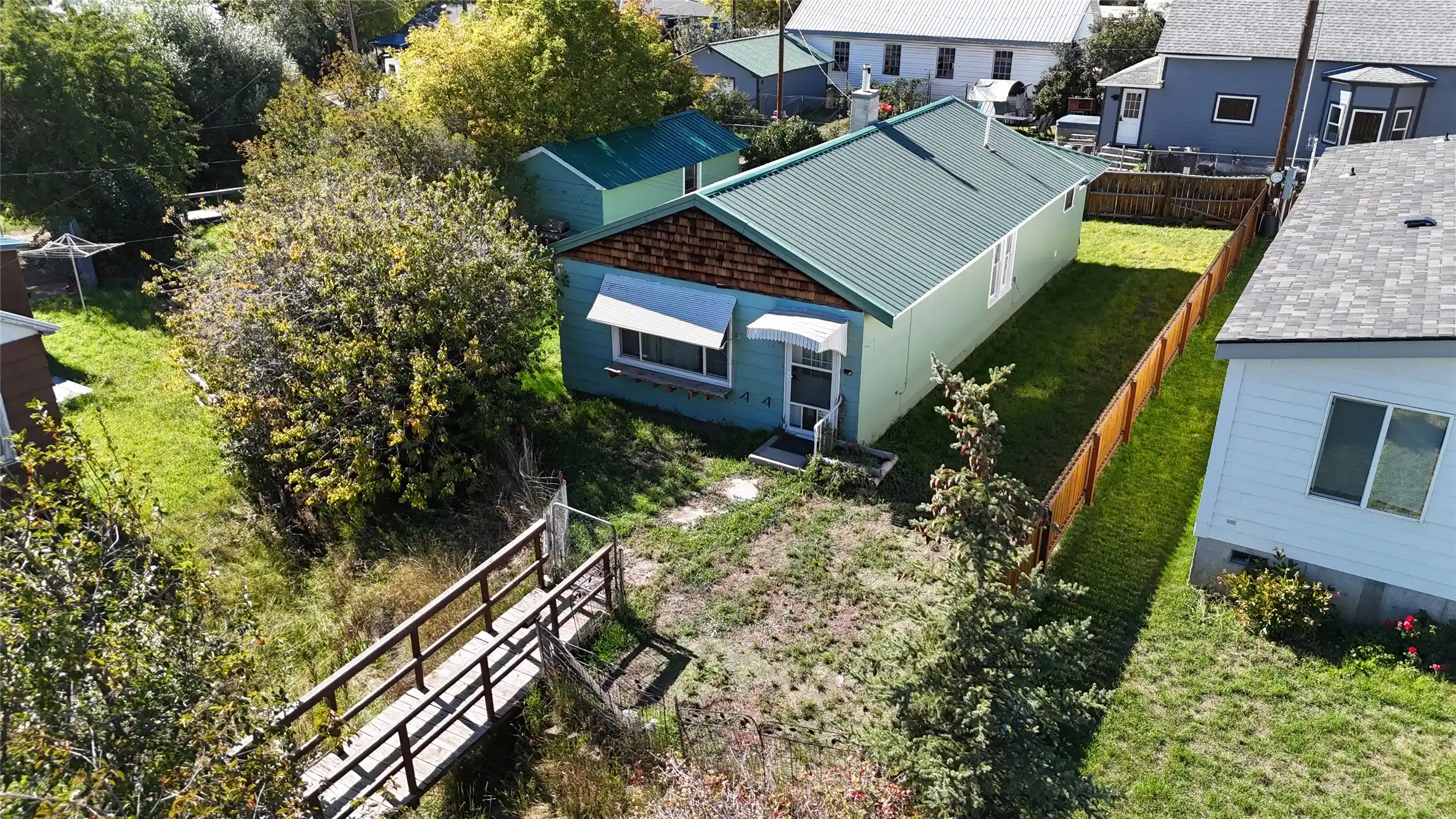 Photo 1 of Single family home for sale at 137 N Main St, Drummond, MT 59832 | MLS# 30061111 | Listing updated on 2026-10-12