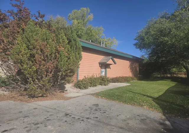 5th image of 216 Flower St, Hamilton, MT 59840 | MLS# 30061300