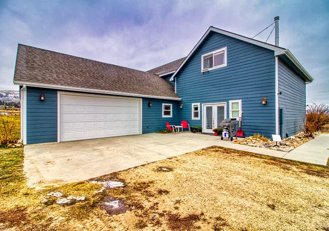 Homes for sale in Stevensville, MT | 951 Summit View Way, Stevensville, MT 59870 | MLS# 30061683