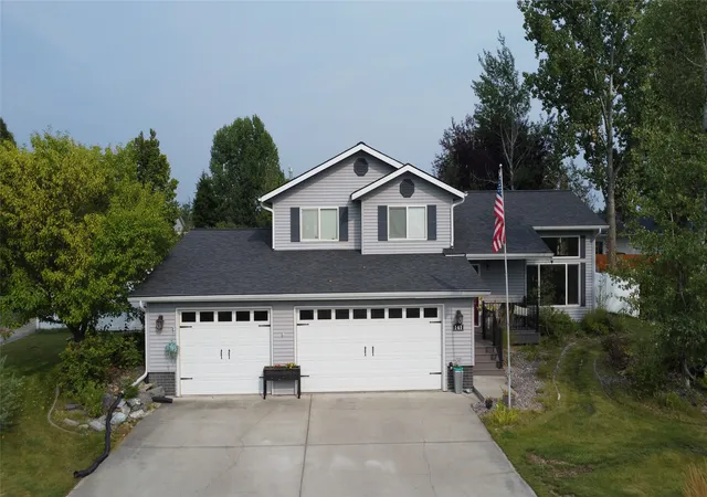Photo 1 of Single family home for sale at 141 Beargrass Ln, Kalispell, MT 59901 | MLS# 30061665 | Listing updated on 2026-08-29