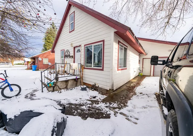 2nd image of 1009 Idaho Avenue, Libby, MT 59923 | MLS# 30061742