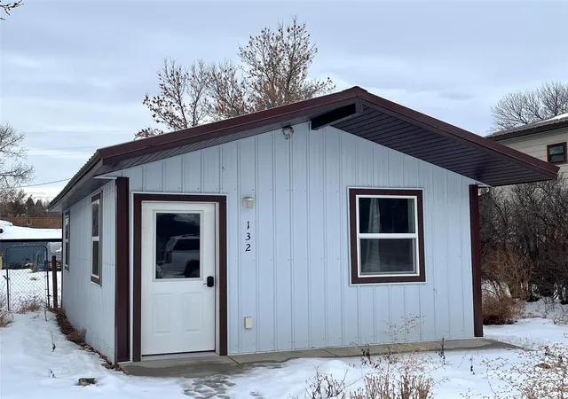 Homes for sale in Shelby, MT | 132 E Richland Ave, Shelby, MT 59474 | MLS# 30061631
