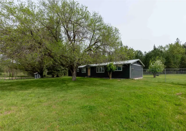 Photo 5 of Single family home for sale at 26 Willow Ln, Trout Creek, MT 59874 | MLS# 30061803 | Listing updated on 2026-07-27