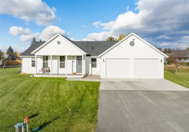 2nd image of 324 Doran Ln, Hamilton, MT 59840 | MLS# 30062058