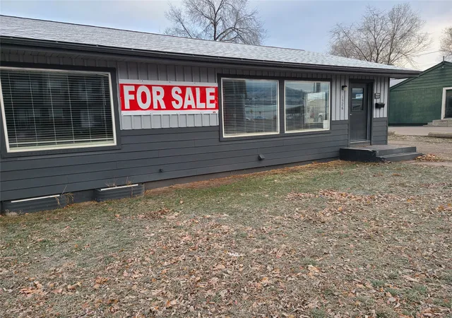 Homes for sale in Missoula, MT | 1526 South Ave W, Missoula, MT 59801 | MLS# 30062102