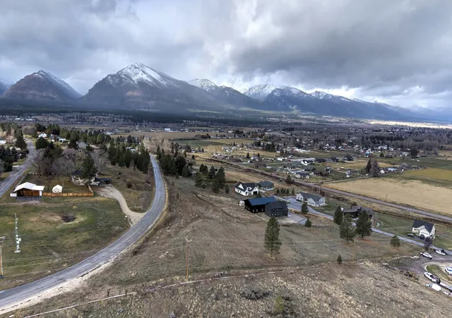 3rd image of 844 Cochise Way, Hamilton, MT 59840 | MLS# 30062139