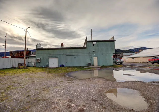 4th image of 92524 Us Hwy 93, Arlee, MT 59821 | MLS# 30062172