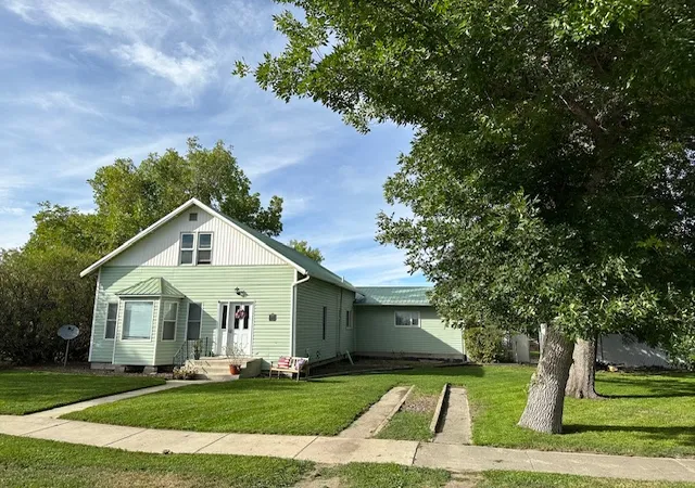Homes for sale in Valier, MT | 415 Lllnois, Valier, MT 59486 | MLS# 30062094