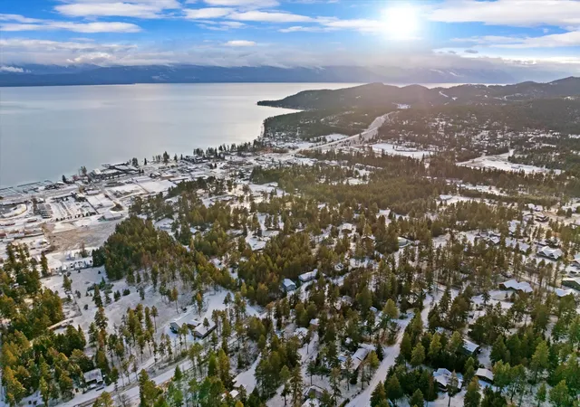3rd image of 532 Grayling Rd, Lakeside, MT 59922 | MLS# 30062286
