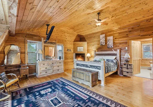 4th image of 532 Grayling Rd, Lakeside, MT 59922 | MLS# 30062286