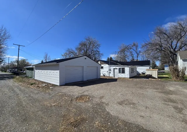 Homes for sale in Choteau, MT | 27 5th Ave Sw, Choteau, MT 59422 | MLS# 30063402