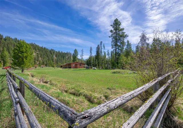 4th image of 2766 E Fork Rd, Sula, MT 59871 | MLS# 30063590