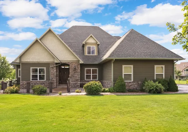 2nd image of 1232 Quail Ridge Dr, Kalispell, MT 59901 | MLS# 30063499