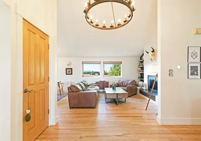 3rd image of 2300 Flynn Ln, Missoula, MT 59808 | MLS# 30064181