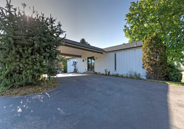 96th image of 2300 Flynn Ln, Missoula, MT 59808 | MLS# 30064181