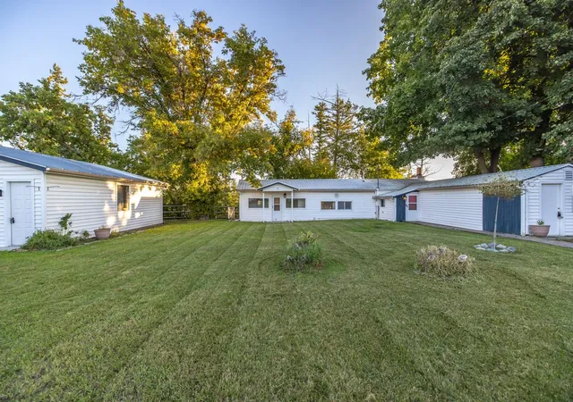 Photo 2 of Single family home for sale at 1519 Woodland Ave, Kalispell, MT 59901 | MLS# 30064171 | Listing updated on 2026-09-28