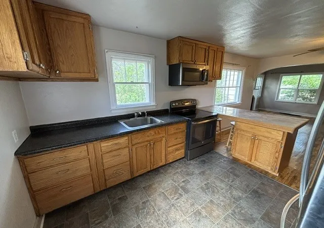 Homes for sale in Shelby, MT | 104 E Richland Ave, Shelby, MT 59474 | MLS# 30064451