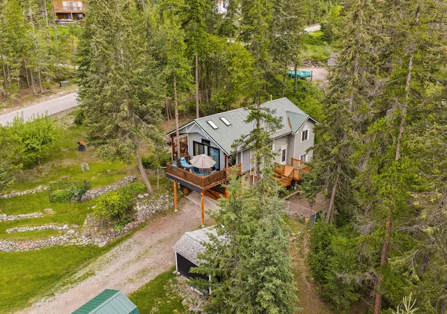 2nd image of 103 Tamarack Woods Dr, Lakeside, MT 59922 | MLS# 30064555