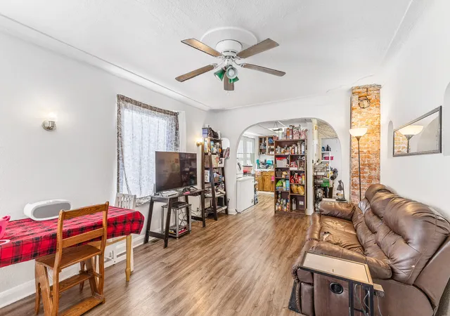 4th image of 22 Jefferson St, Billings, MT 59101 | MLS# 30064077