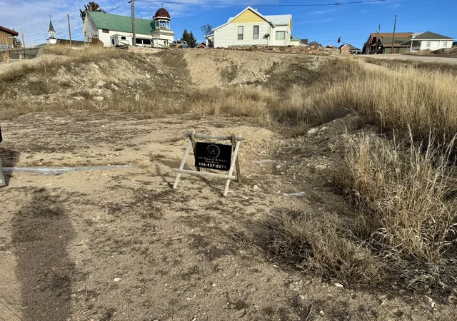 Homes for sale in Philipsburg, MT | 203/209 California St, Philipsburg, MT 59858 | MLS# 30064251