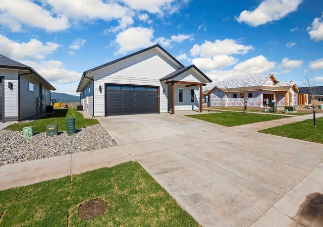 3rd image of 812 Rivet Wy, Kalispell, MT 59901 | MLS# 30064556