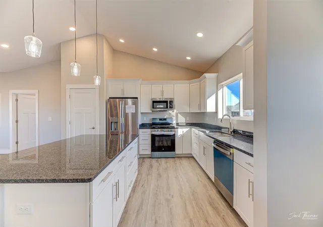 2nd image of 3883 Lovegrass Ln, Helena, MT 59602 | MLS# 30064908