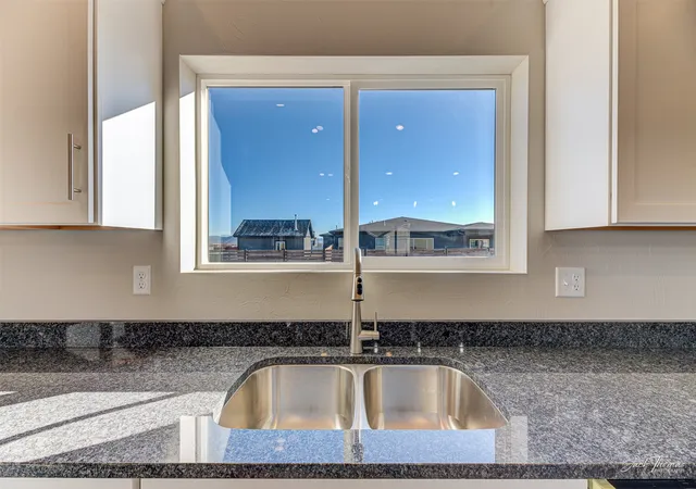4th image of 3883 Lovegrass Ln, Helena, MT 59602 | MLS# 30064908