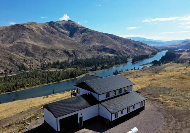 1st image of 9800 Mt 200, Plains, MT 59859 | MLS# 30065153