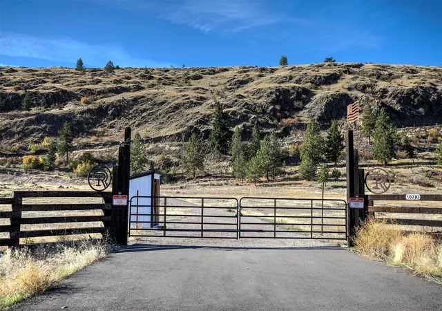 2nd image of 9800 Mt 200, Plains, MT 59859 | MLS# 30065153