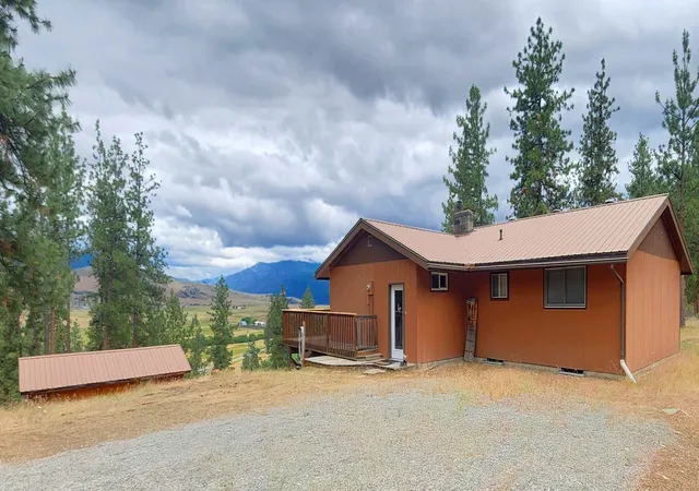 Homes for sale in Plains, MT | 9 Cross Ln, Plains, MT 59859 | MLS# 30065168