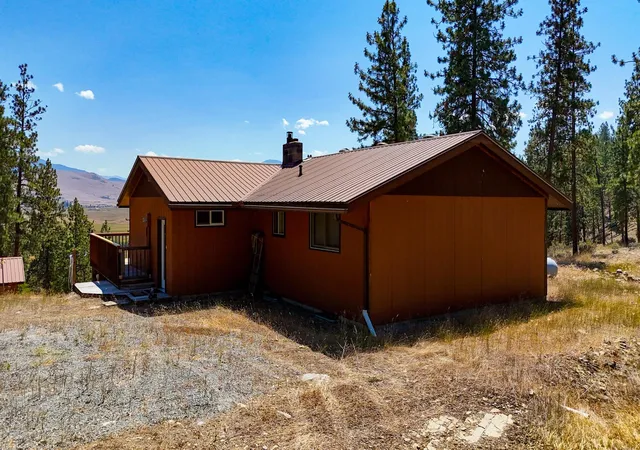 Homes for sale in Plains, MT | 9 Cross Ln, Plains, MT 59859 | MLS# 30065168