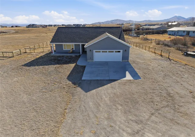 2nd image of 316 Spring St, Townsend, MT 59644 | MLS# 30064917
