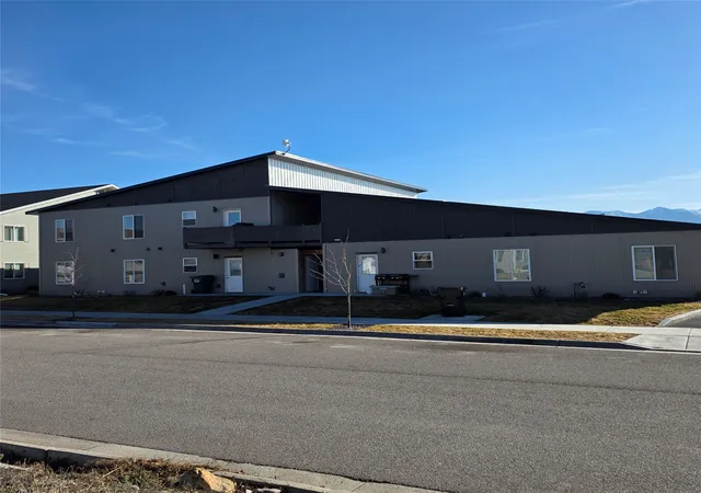 Homes for sale in Columbia Falls, MT | 10 Diane Rd, Columbia Falls, MT 59912 | MLS# 30065194