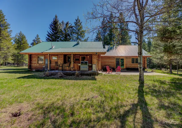 Photo 1 of Single family home for sale at 2156 Lone Point Dr, Lincoln, MT 59639 | MLS# 30065253 | Listing updated on 2026-07-07