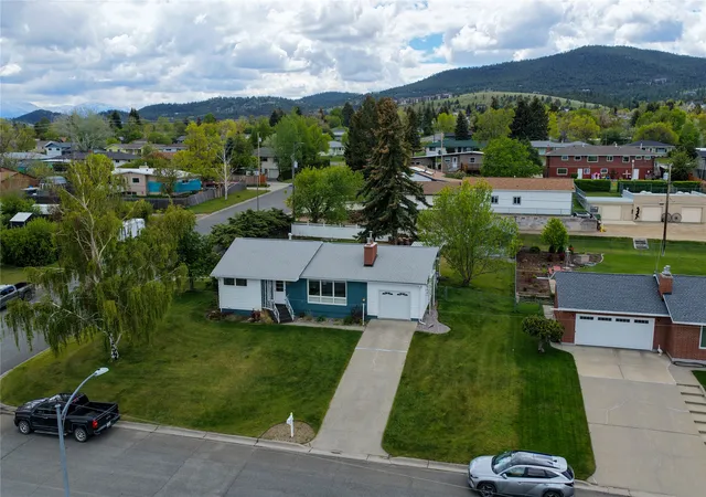 Homes for sale in Helena, MT | 1931 8th Ave, Helena, MT 59601 | MLS# 30065337