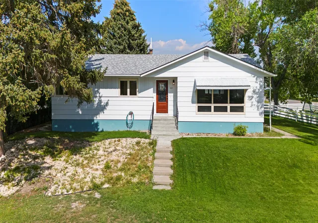 Homes for sale in Townsend, MT | 427 S Spruce St, Townsend, MT 59644 | MLS# 30065467
