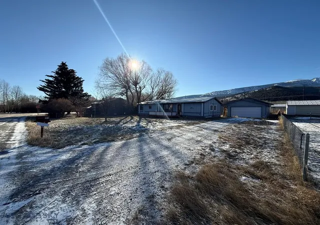 Homes for sale in Anaconda, MT | 103 Howe St, Anaconda, MT 59711 | MLS# 30065658