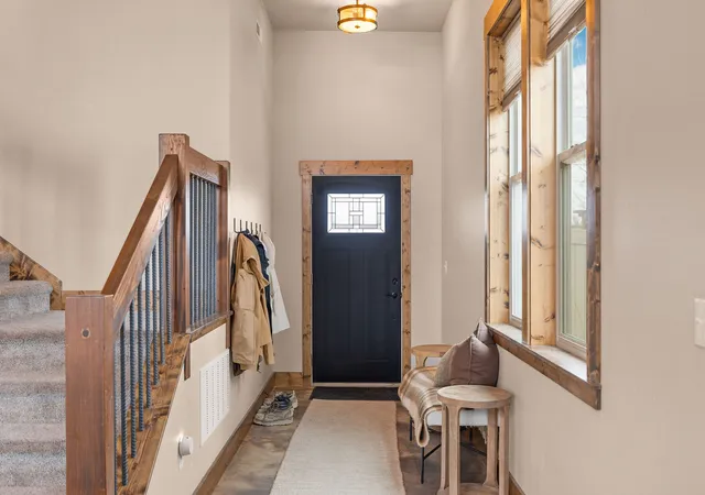 3rd image of 534 E Evergreen Dr, Kalispell, MT 59901 | MLS# 30065560