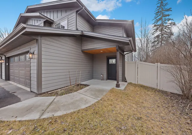 2nd image of 532 E Evergreen Dr, Kalispell, MT 59901 | MLS# 30065555