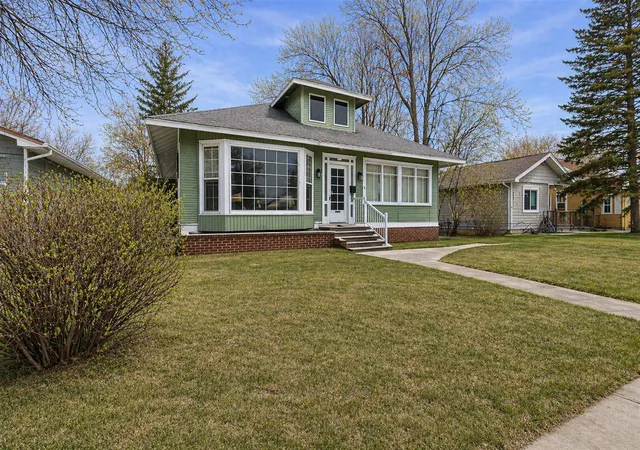 1st image of 1420 4th Ave N, Great Falls, MT 59401 | MLS# 30065631