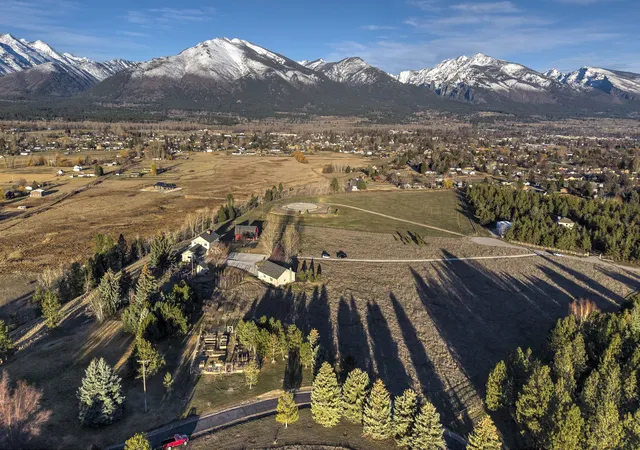 Photo 4 of Single family home for sale at 381 Sky W Ln, Hamilton, MT 59840 | MLS# 30065326 | Listing updated on 2026-07-08