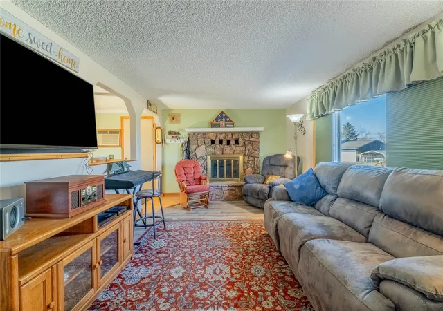 5th image of 419 Russell Ln, Helena, MT 59602 | MLS# 30066011