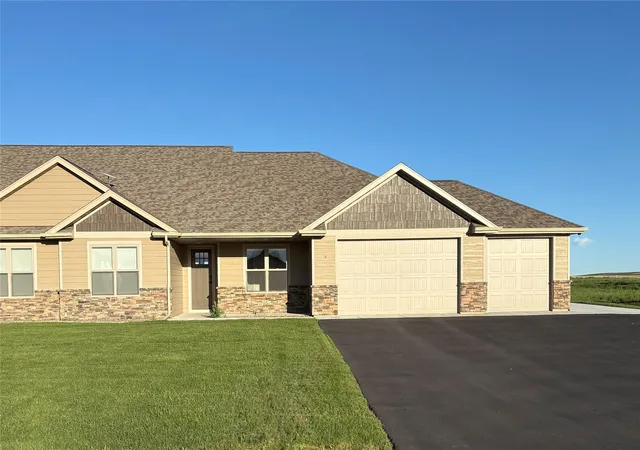 Homes for sale in Great Falls, MT | 19 Copper Creek Ln, Great Falls, MT 59405 | MLS# 30065643