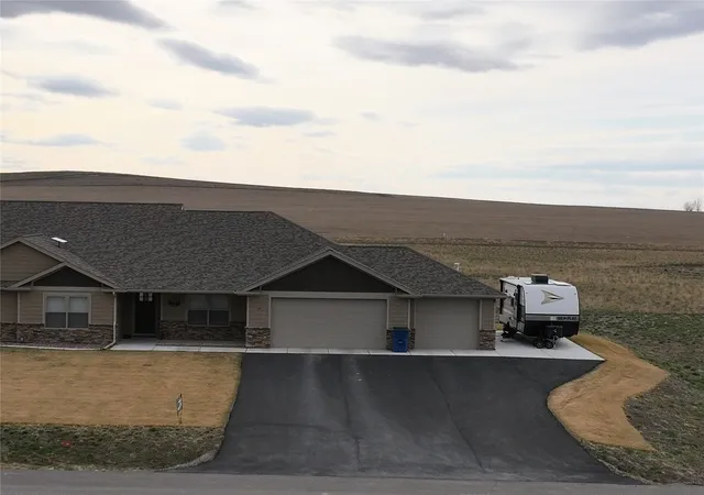 Homes for sale in Great Falls, MT | 19 Copper Creek Ln, Great Falls, MT 59405 | MLS# 30065643