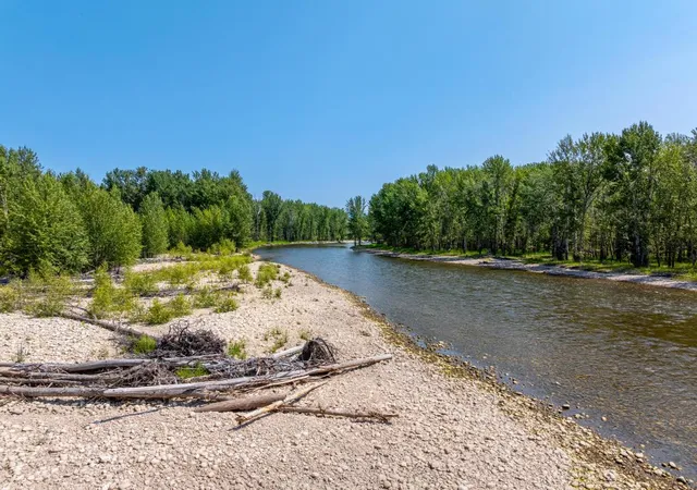 3rd image of 003 Us Hwy 93 N, Hamilton, MT 59840 | MLS# 30066218