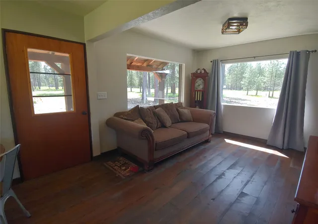 5th image of 142 Hollopeter Rd, Condon, MT 59826 | MLS# 30066173