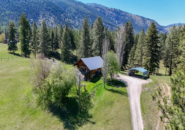 Homes for sale in Superior, MT | 510 Johnson Ln, Superior, MT 59872 | MLS# 30066104