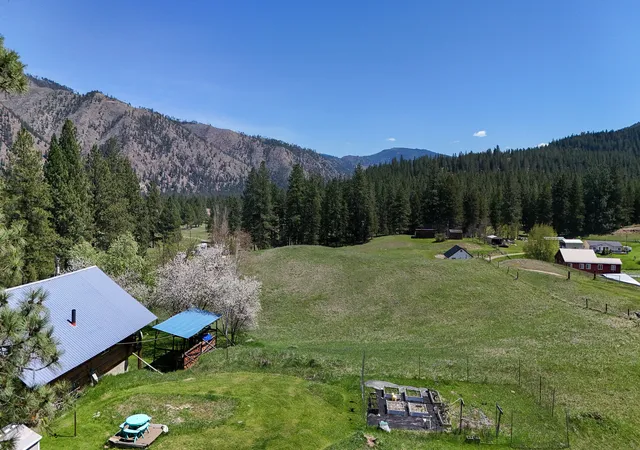 Homes for sale in Superior, MT | 510 Johnson Ln, Superior, MT 59872 | MLS# 30066104