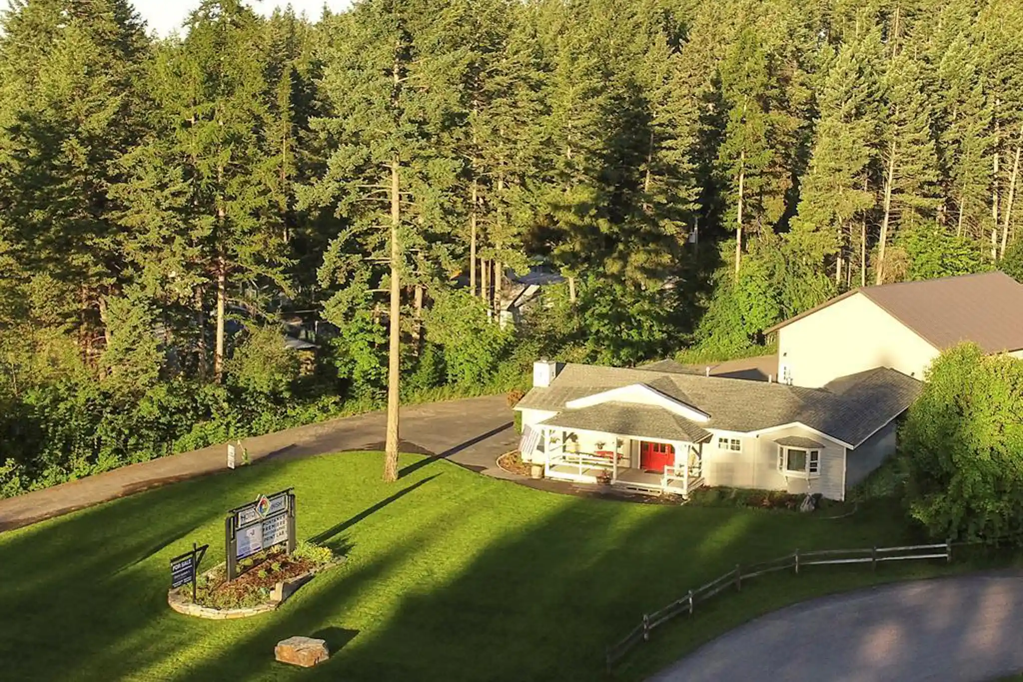 Photo 1 of Single family home for sale at 8560 Mt Hwy 35, Bigfork, MT 59911 | MLS# 30065540 | Listing updated on 2026-10-16